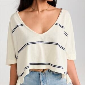 We The Free Copped Jaydon Stiped Cotton Cropped V neck Tee size s